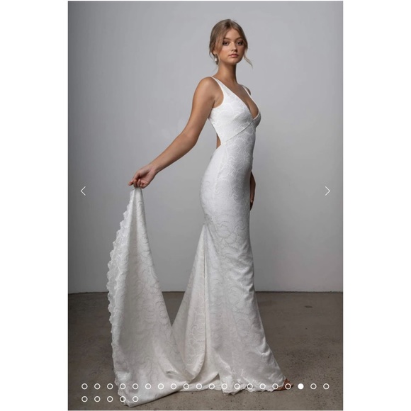 Grace Loves Lace ‘ River’ wedding dress NEVER WORN! - Picture 12 of 12